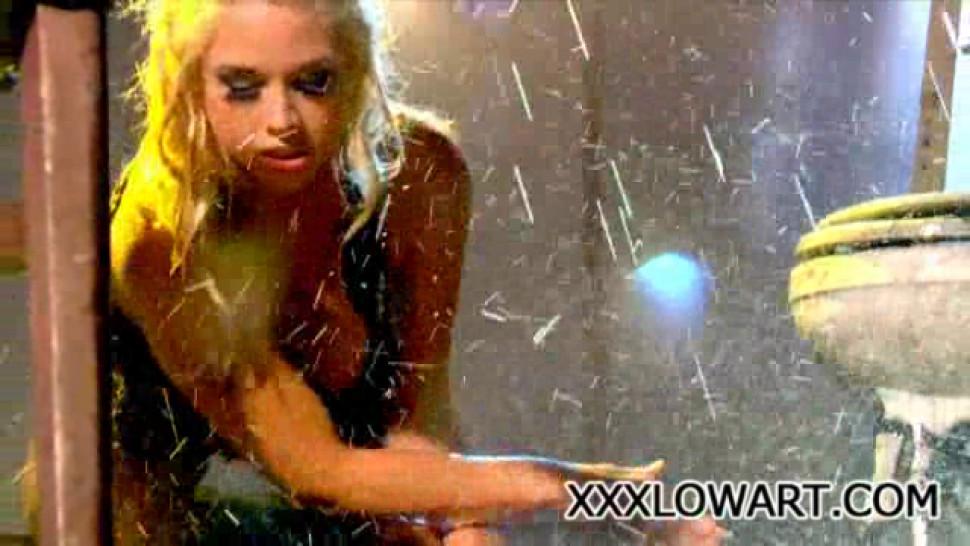 LOW ART - Sarah Vandella - Busty Blonde Bitch Masturbating In The Shower
