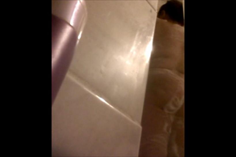 wife masterbates in shower