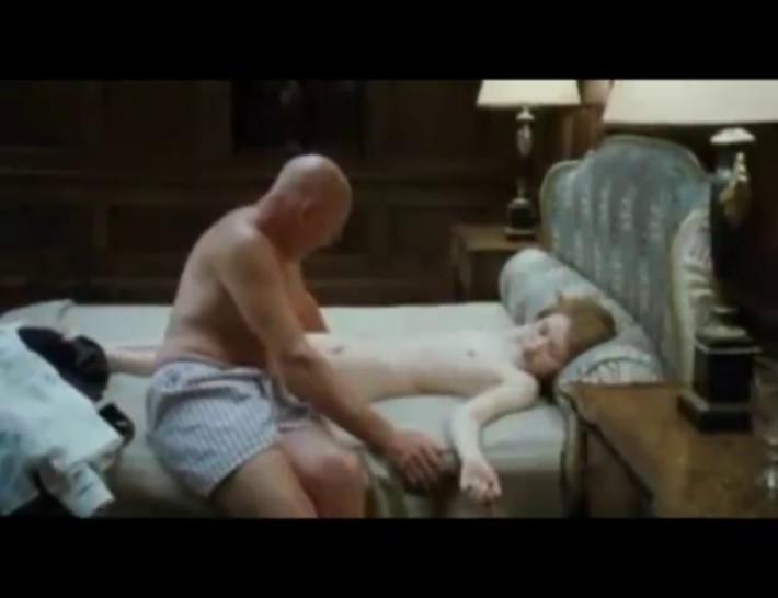 Emily Browning full frontal nudity