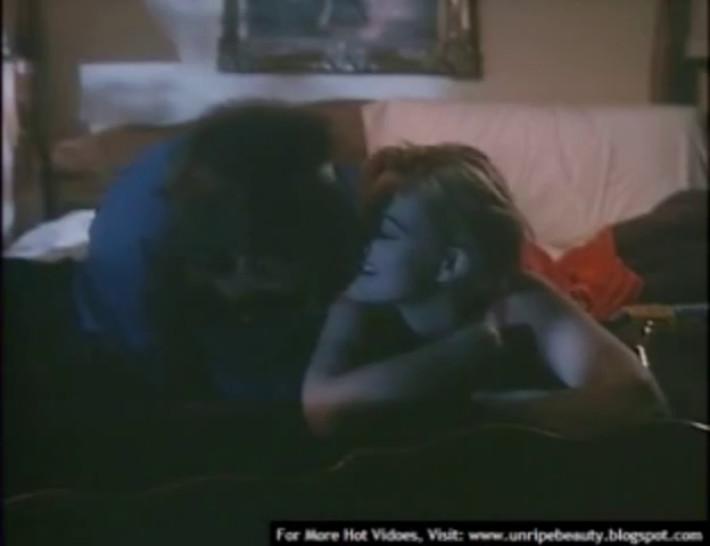 Drew Barrymore in Guncrazy - video 2