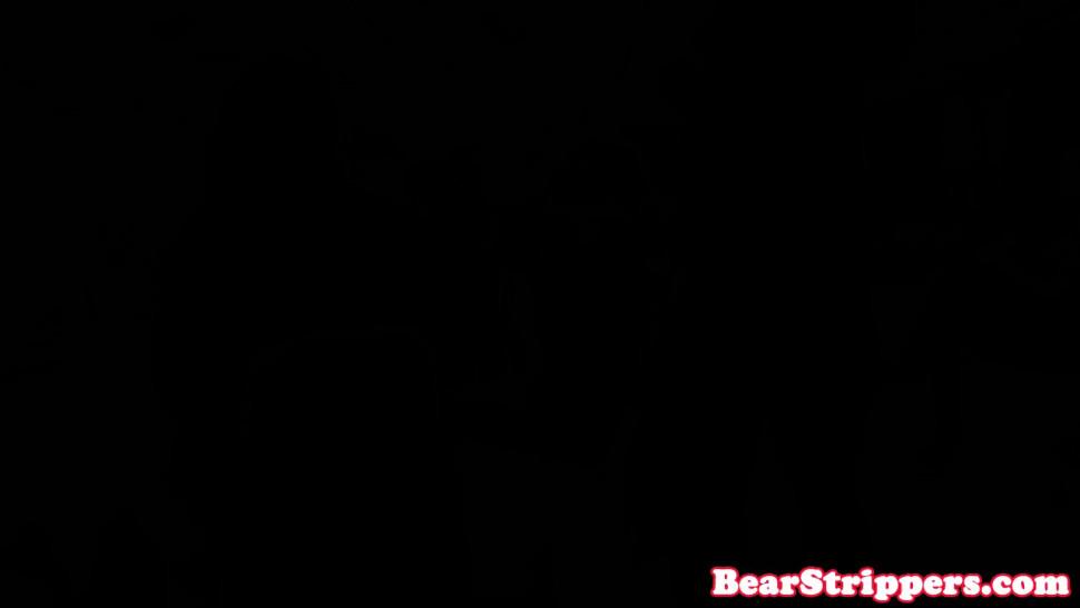 DANCING BEAR - Cock sucking party babes sharing stripper cock