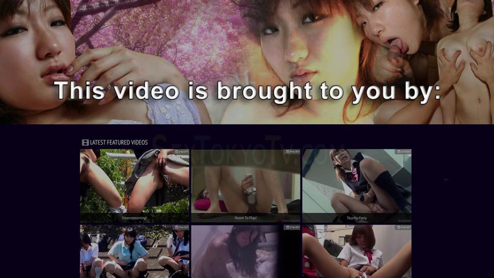 VOYEUR JAPAN TV - Asian Teenager Spied on Fingering Her Pussy