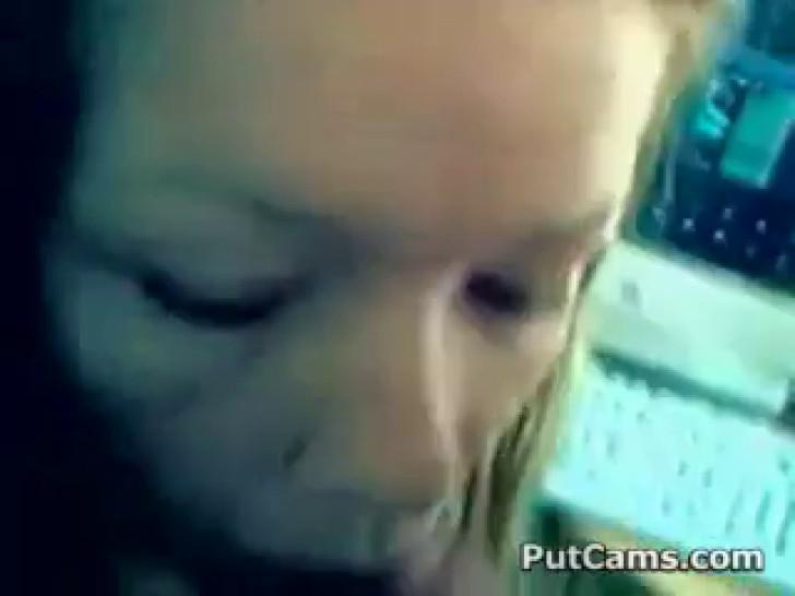 Teen Cam Girl Giving A Blowjob
