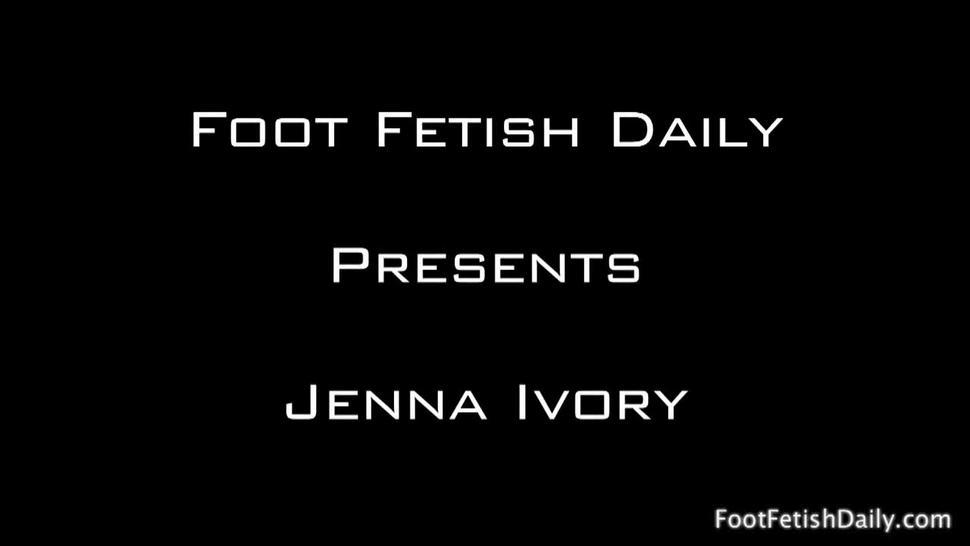 Footsie Blonde In Kinky Action - Jenna Ivory