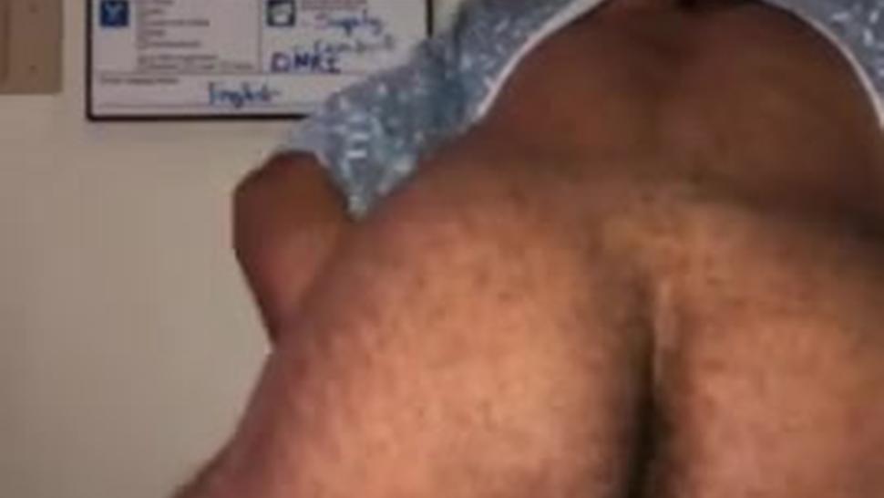 Black exibitionist man shows his hairy ass and his big dick in hospital