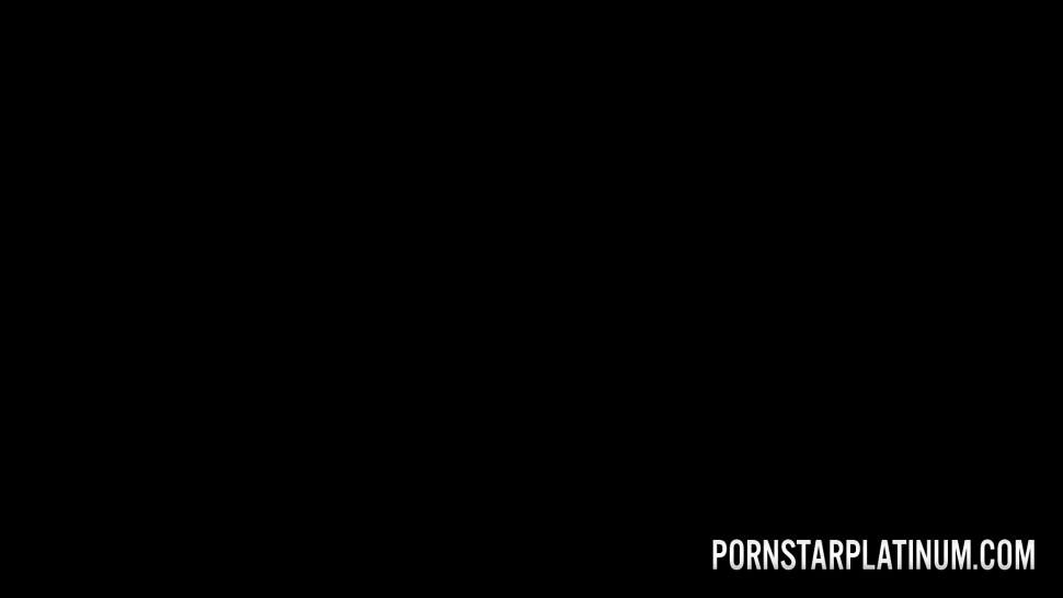 PORNSTARPLATINUM - Puma Swede Dominating Amy Anderssen