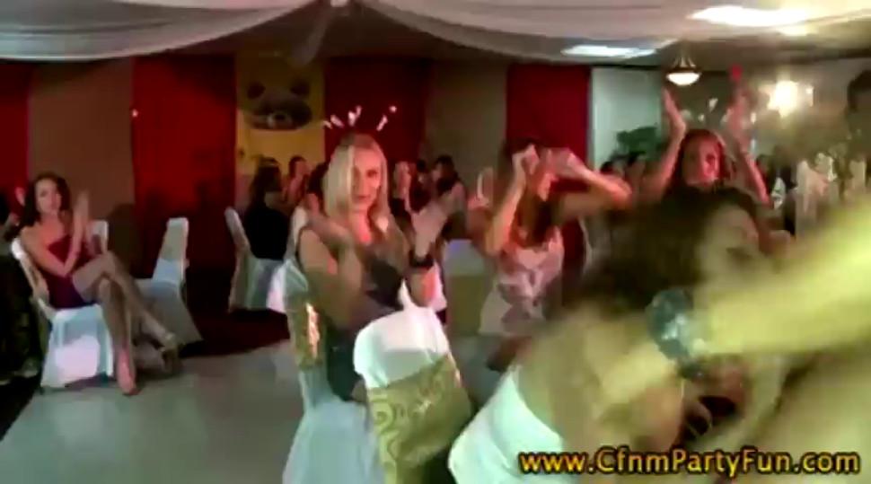 Cfnm amateur party girls suck stripper cock - video 8
