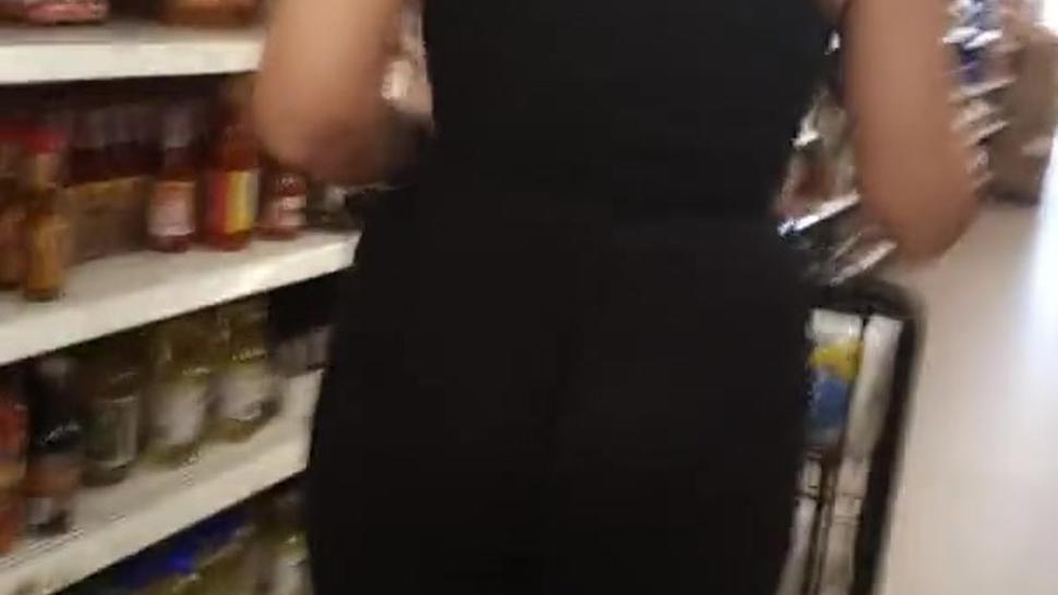 candid pawg milf ass sabe que la grabo y rie