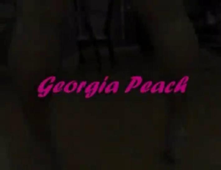 Georgia Peach Big Roundass Analfuck
