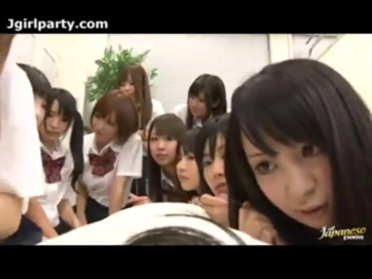 japanese group o f the schoolgirls fuck in the classrom 02