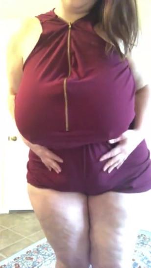 Mal Malloy burgundy outfit - video 1
