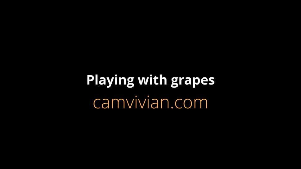 camvivian-playing-with-064-partp55.mp4Playing with grapes and spreading my pussy