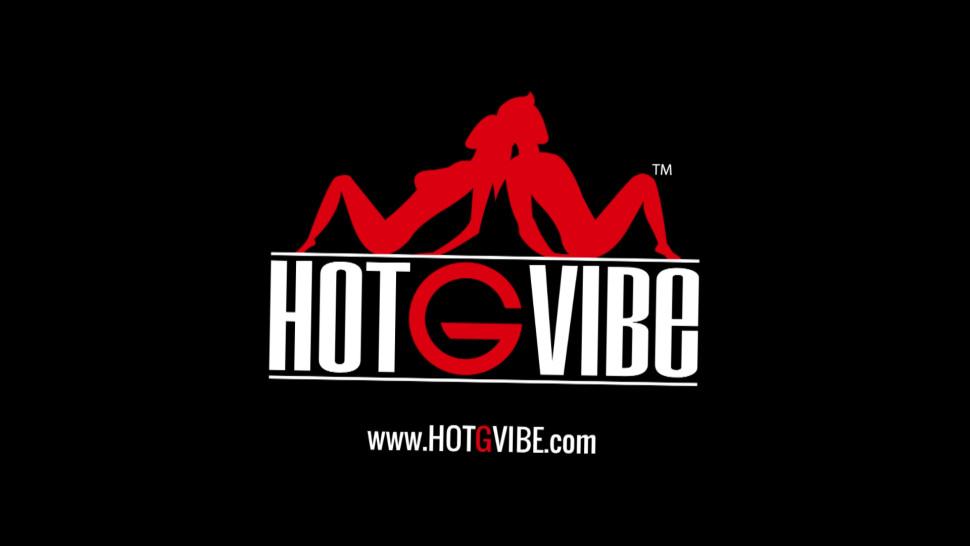 HOT G VIBE - Squirting In The Car On The Way To Work