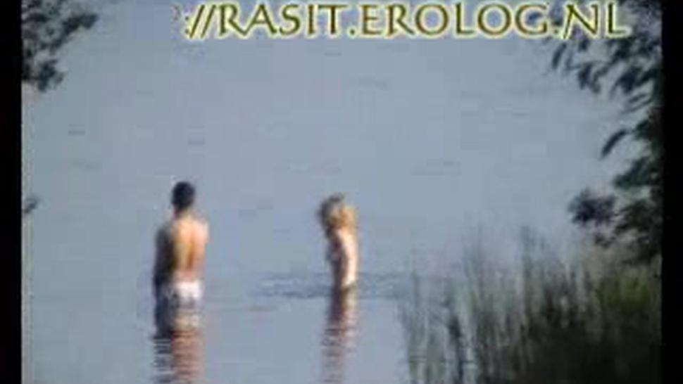 Voyeur Spy Cam Caught Couple In The Lake