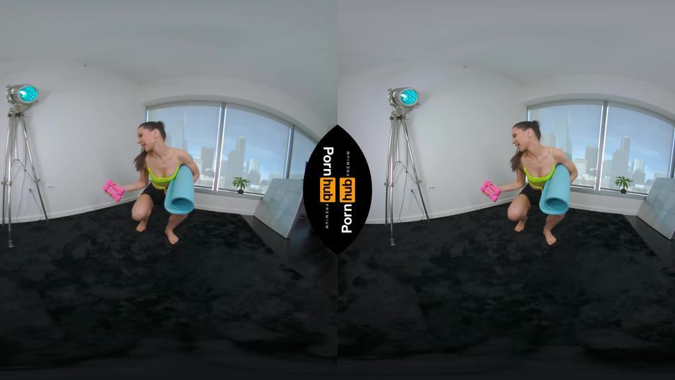 VR 180 - Milana Ricci Working out at Home