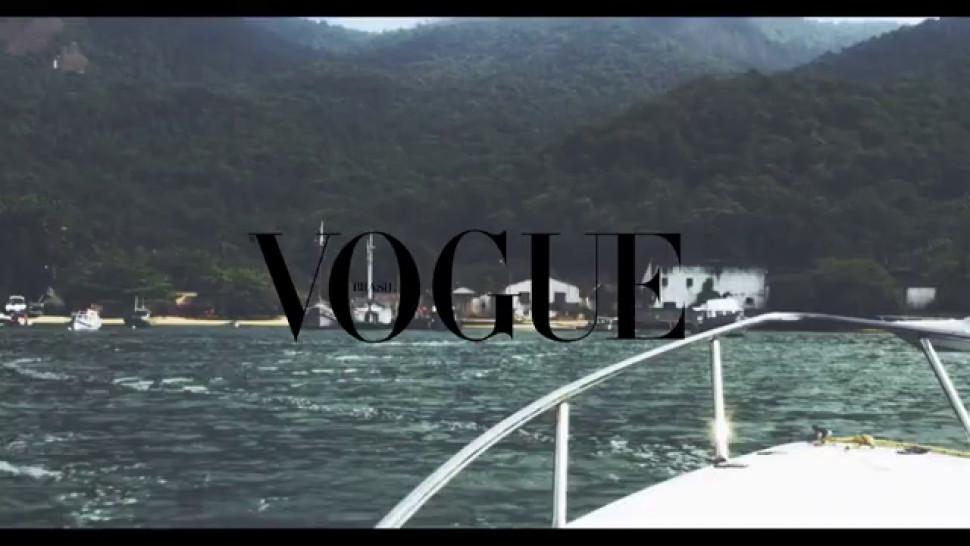 Rihanna sexy - Vogue Brasil - Behind The Scenes 2014