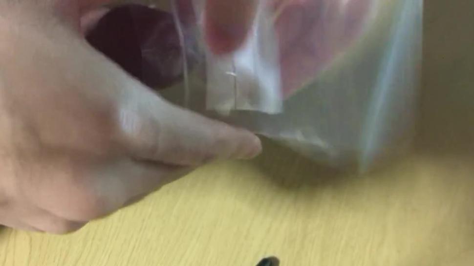 Japanese student ejaculate into zipper bag