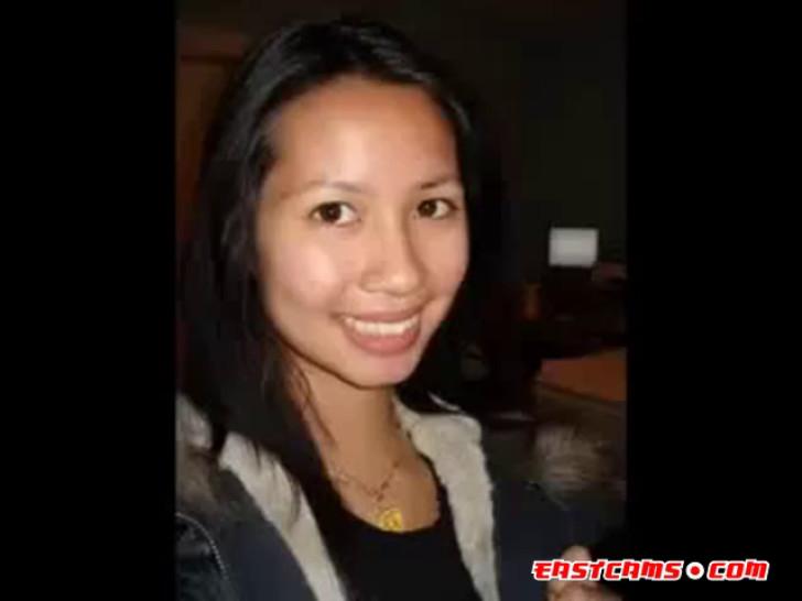 Amateur Anal Asian CamWhore - video 2