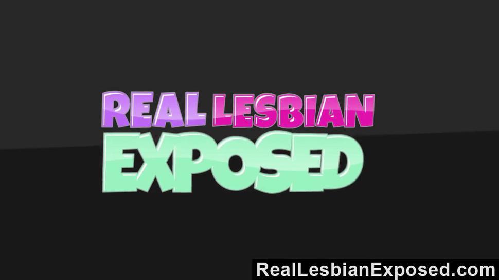 Reallesbianexposed - 3 Hot Lesbians Strapping On And Going Rough