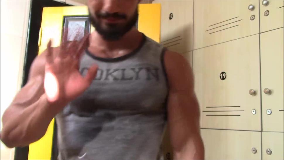 Turkish Muscled Guy Flexing - Private Video
