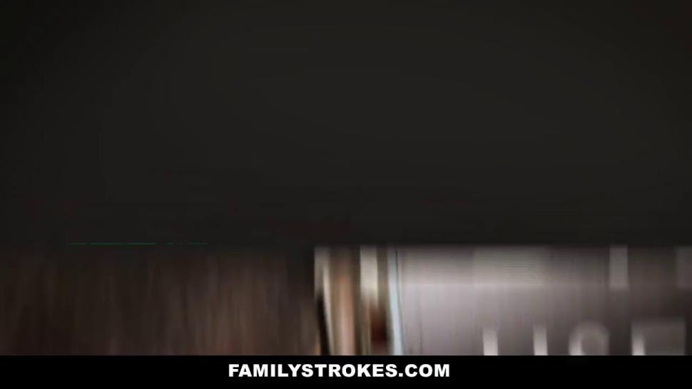 FamilyStrokes - College Bro Cums Home To Horny Sis