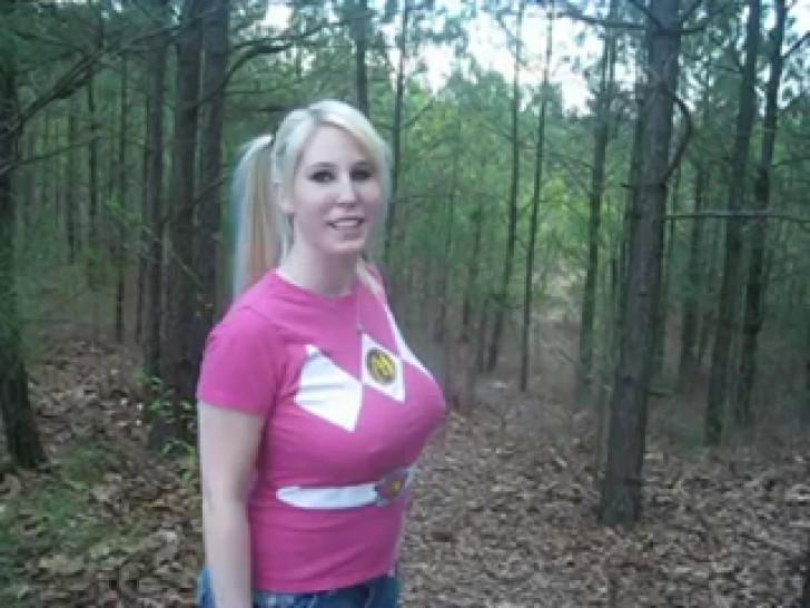 Blowjob in the woods - video 1