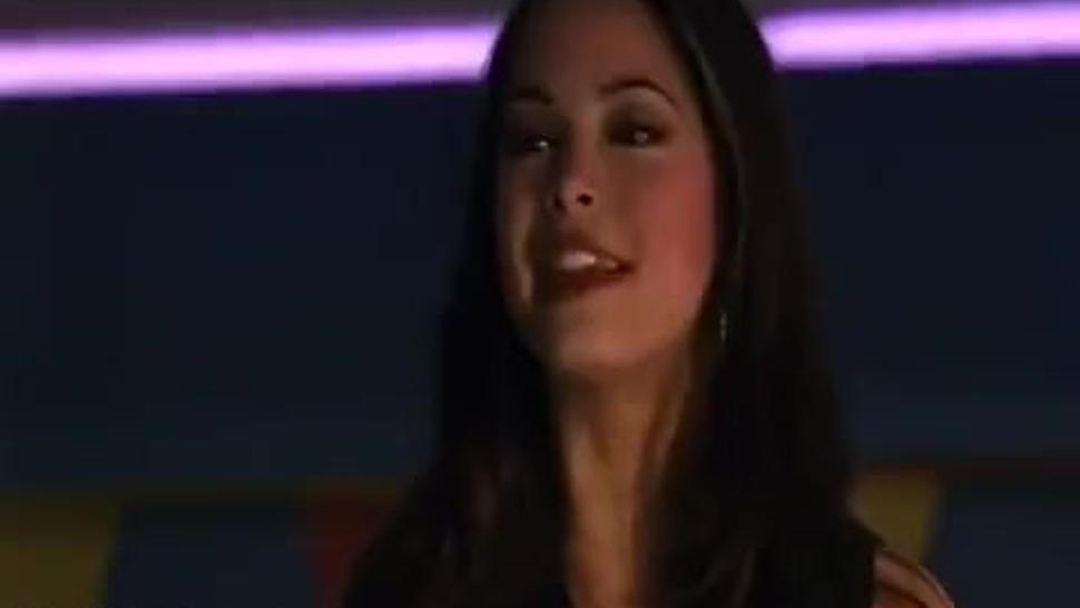 Celebrity actress Kristin Kreuk hot sex scene in Smallville