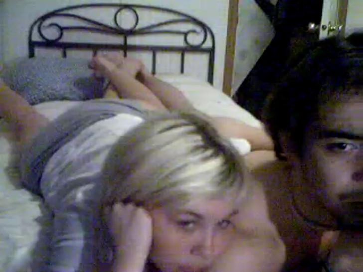 Young Couple Fuck On Webcam