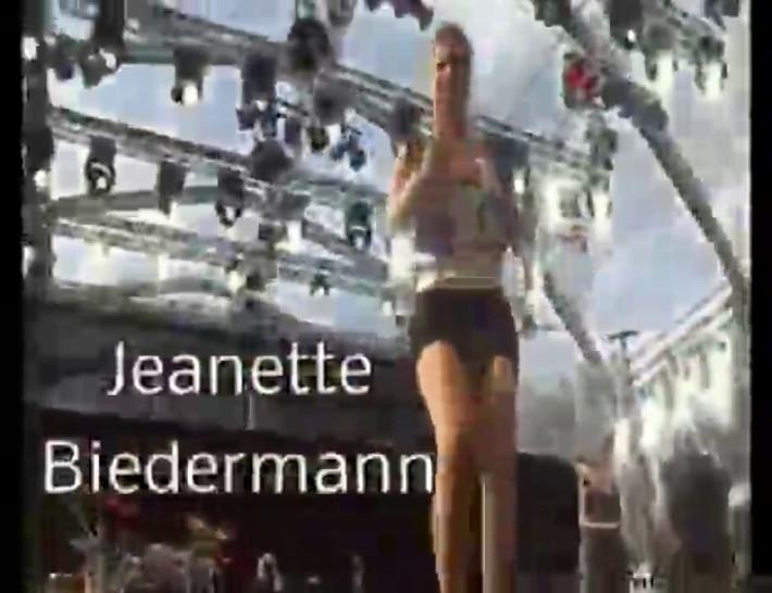Jeanette Biedermann In Pantyhose german ggg spritzen goo girls