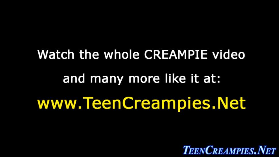 Sucking teen cunt creamed