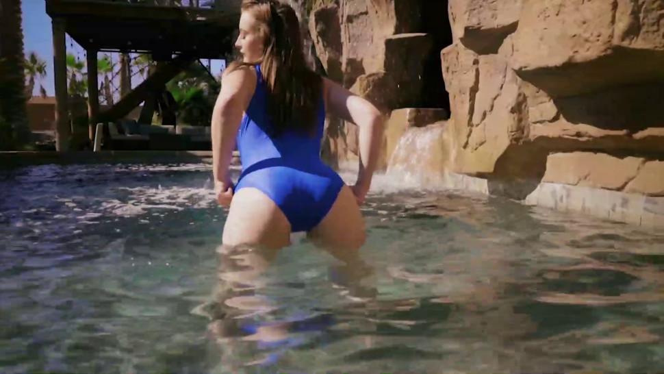 Babes - Big Tit Blonde Nicole Aniston Sucks Big Dick by the Pool