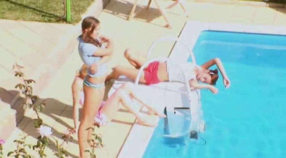 Three chicks secret banging by the pool