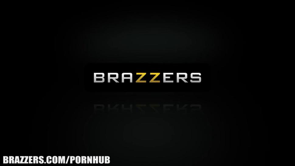 Brazzers - Happy ending, sexy massage