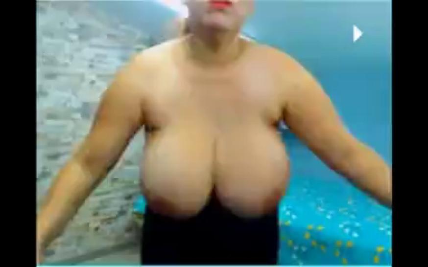bbw latina with fat titties masturbating live on webcam