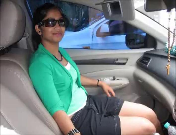 Smart and Hot Northindian Aunty got fucking with her BF in a CAR -Part II