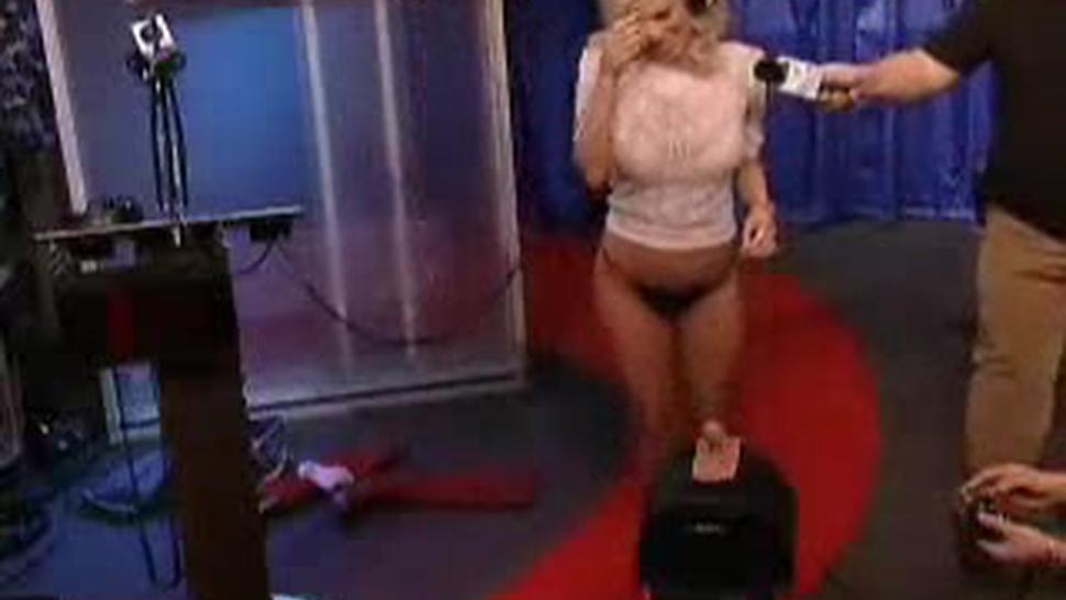 Jenna Jameson Rides A Sybian For The Howard Stern Show