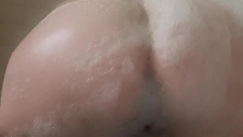 Thick white teen fingering ass in bath tub almost getting caught!!