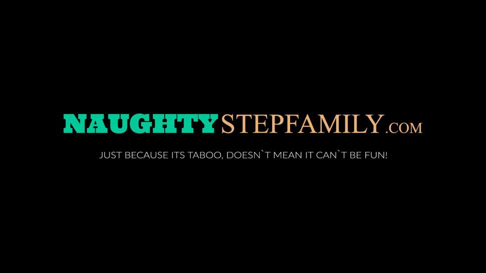 NAUGHTY STEPFAMILY - Mia Vallis goes deep inside stepmoms pussy with her tongue