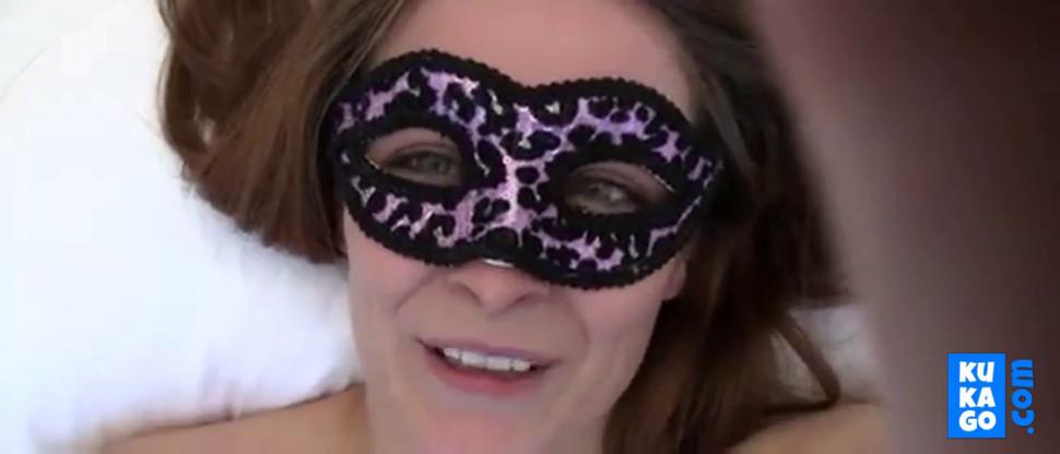 Masked Girl Gets Cum in Her Pussy - video 1
