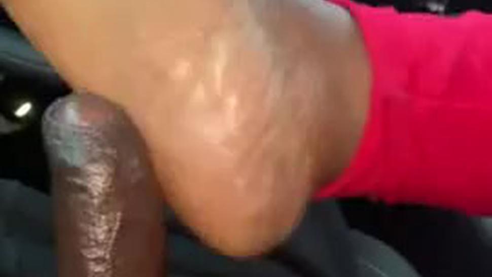 Talayshia footjob in car part 2