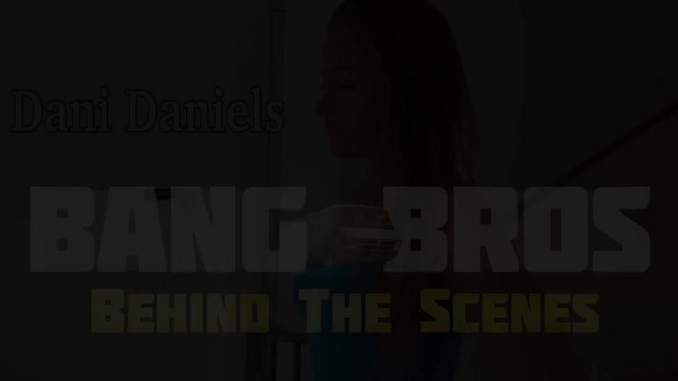 Behind the scenes Dani D
