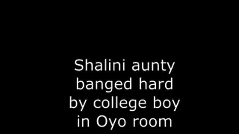 Shalini aunty banged rough by college boy