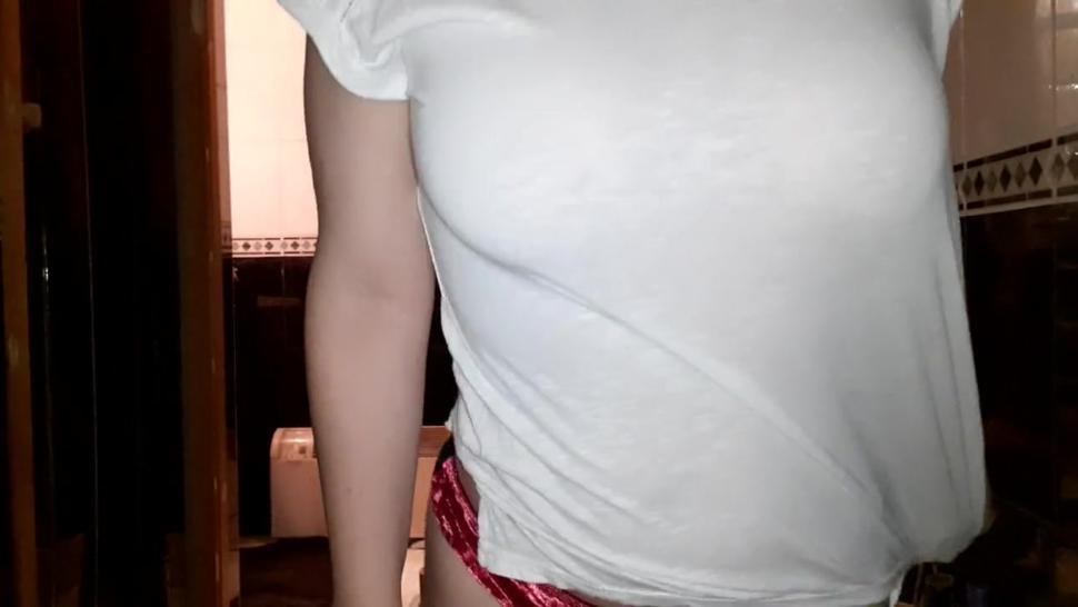Wet tits and T-shirts worship striptease