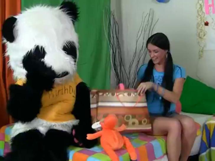 Hot sex as a B-day present for Panda