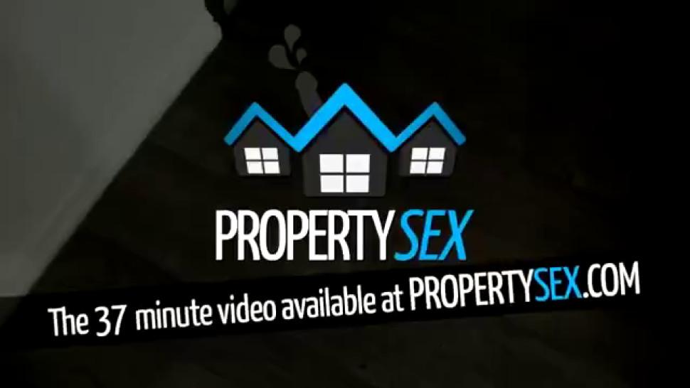 PropertySex Curvy Real Estate Agent Fucks Potential Client