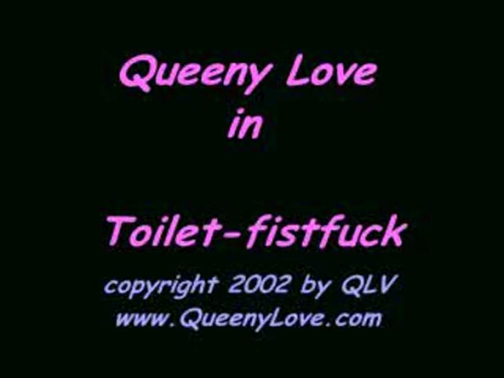 Queeny Love - Self fisting in bathroom