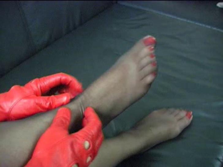 Pantyhose with Red Toenails Footjob