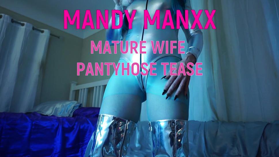 MILF amateur wife Mandi Manxx teases in nylon pantyhose shiny latex boots solo