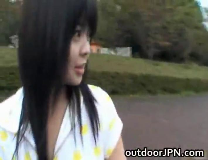 Anri Nonaka Asian hot babe in outdoor part3 - video 3