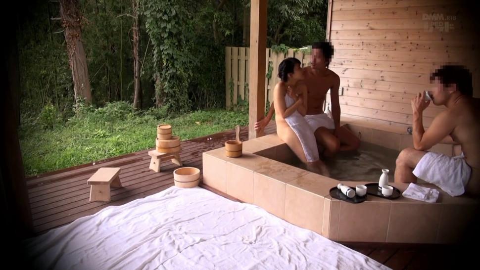 Romantic couple Visit a Japanese Hot Bath and Encounter a Stranger Fucks Wife